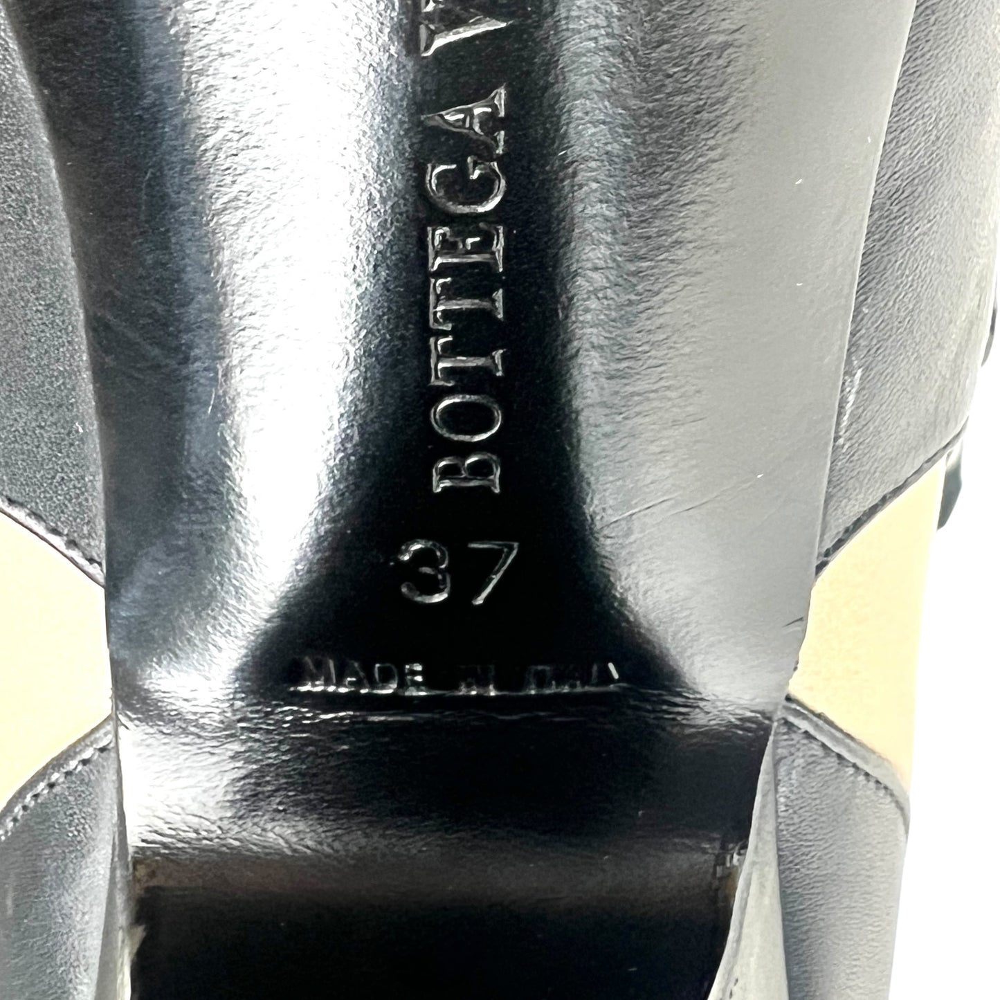 Bottega Veneta Brogue Leather Pumps