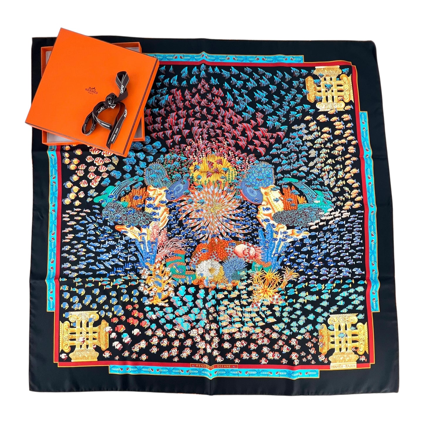 Hermès Gold Atlantic Encounter Scarf