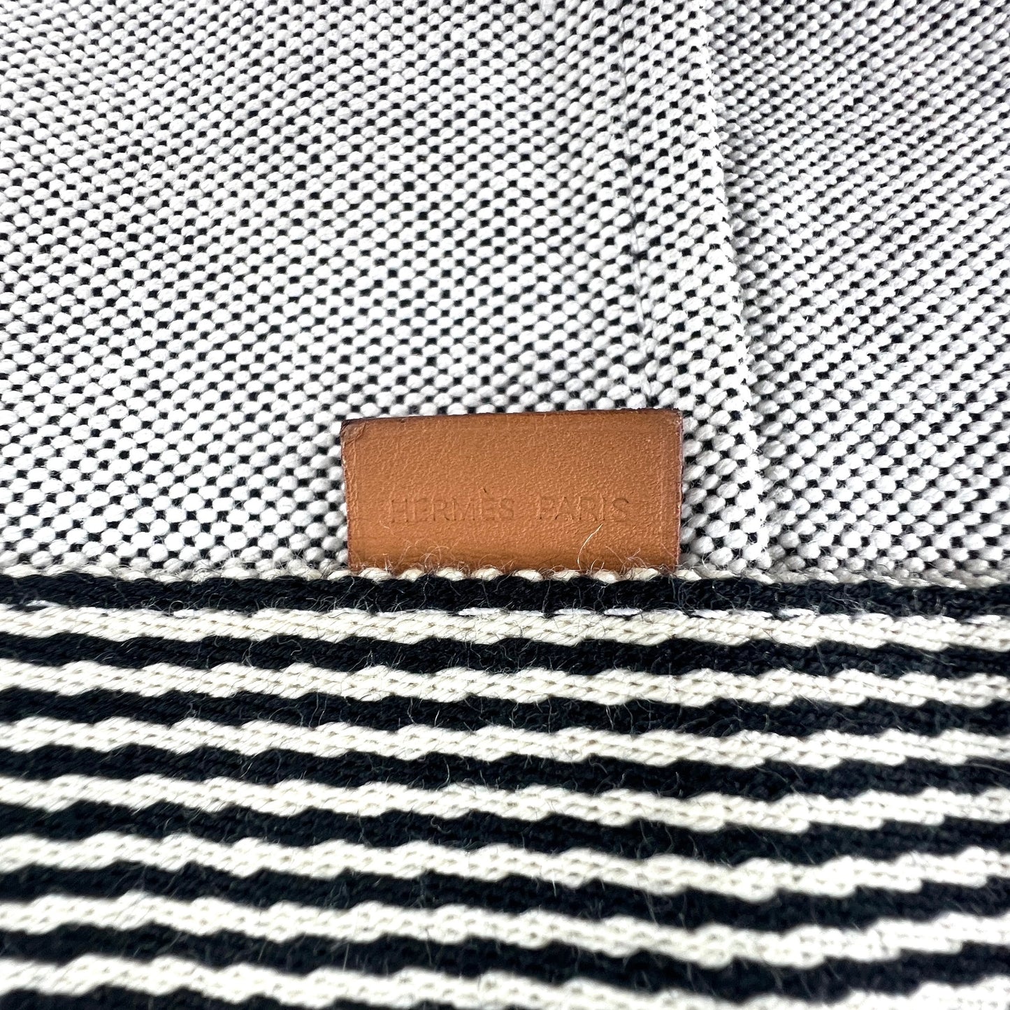 Hermes Vertical Fourre Tote Bag