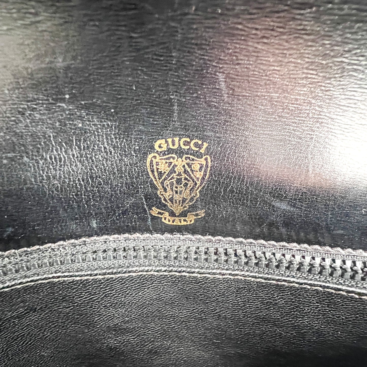 Gucci Vintage Leather Shoulder Bag