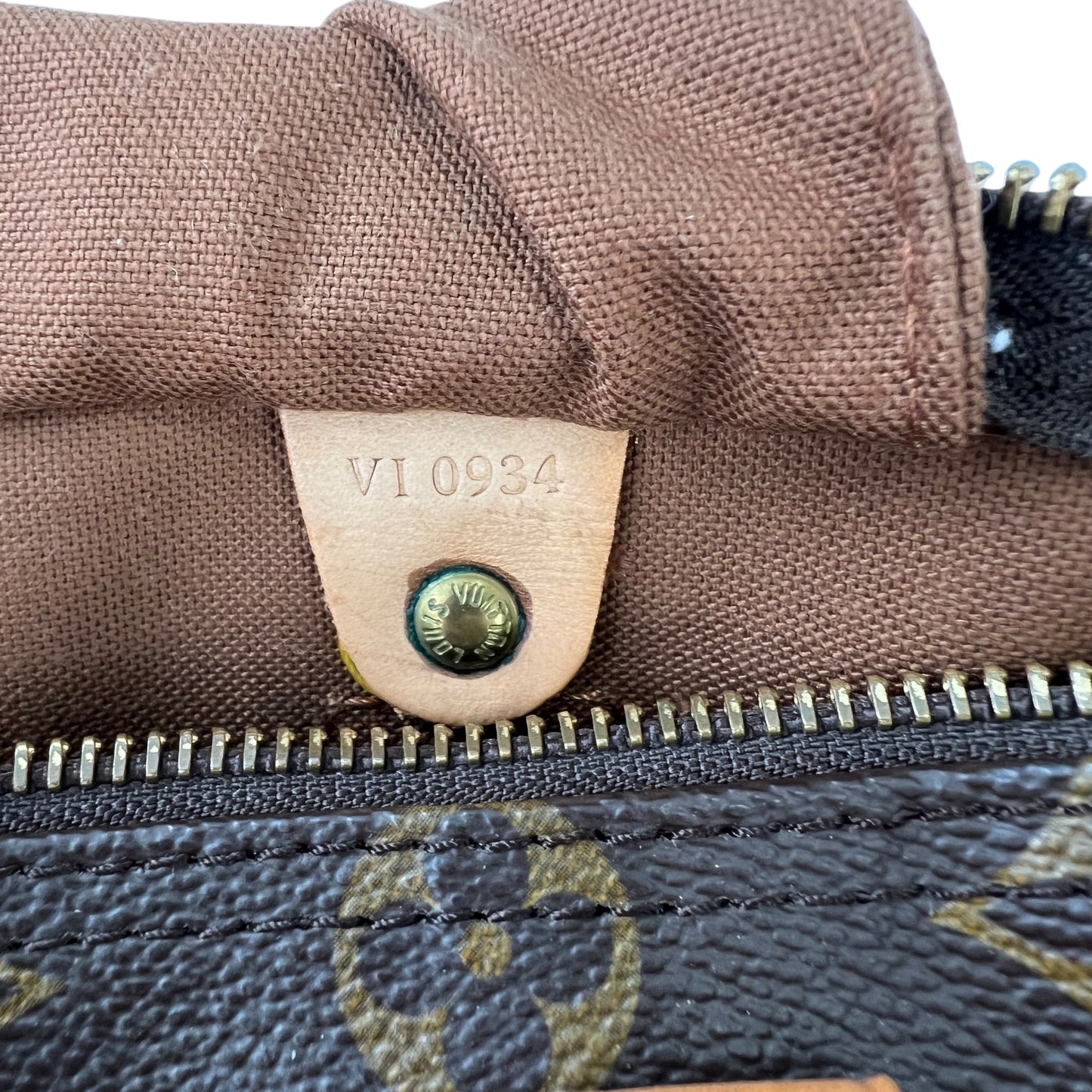Louis Vuitton Monogram Speedy 25 Bag