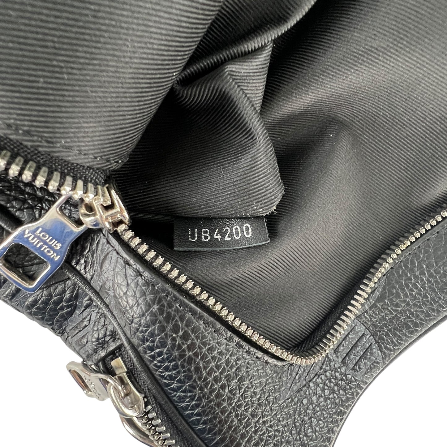 Louis Vuitton Taurillon Shadow Monogram Flight Case Bag