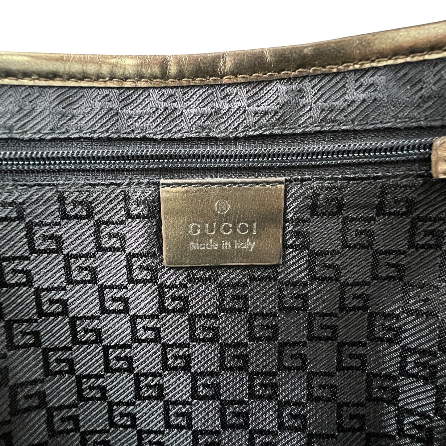 Gucci Tiger Charm Leather Shoulder Bag