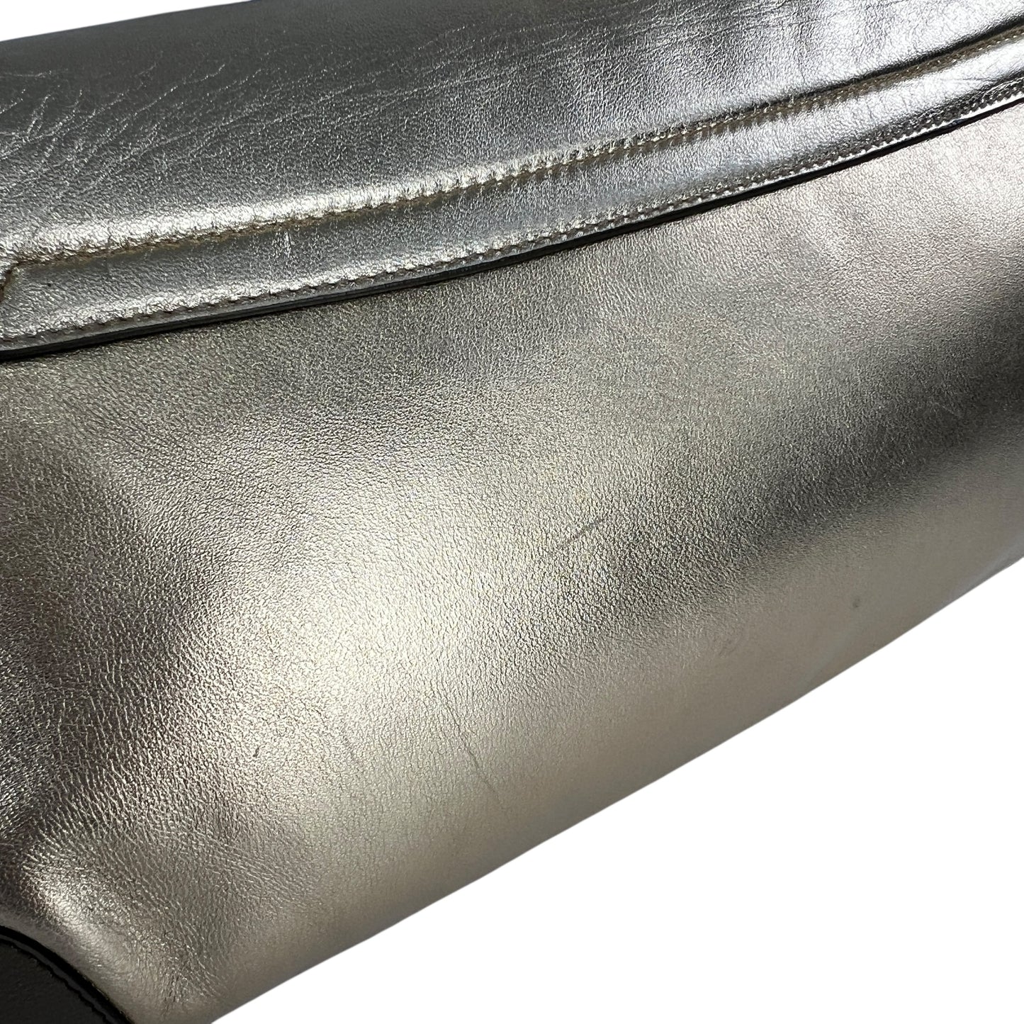 Gucci Tiger Charm Leather Shoulder Bag