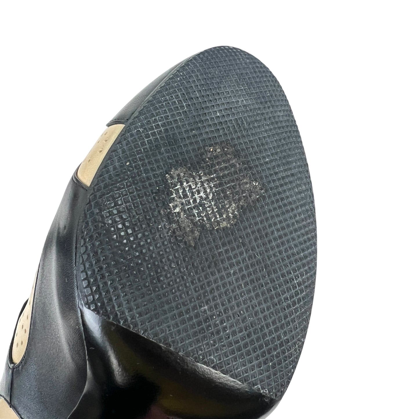 Bottega Veneta Brogue Leather Pumps