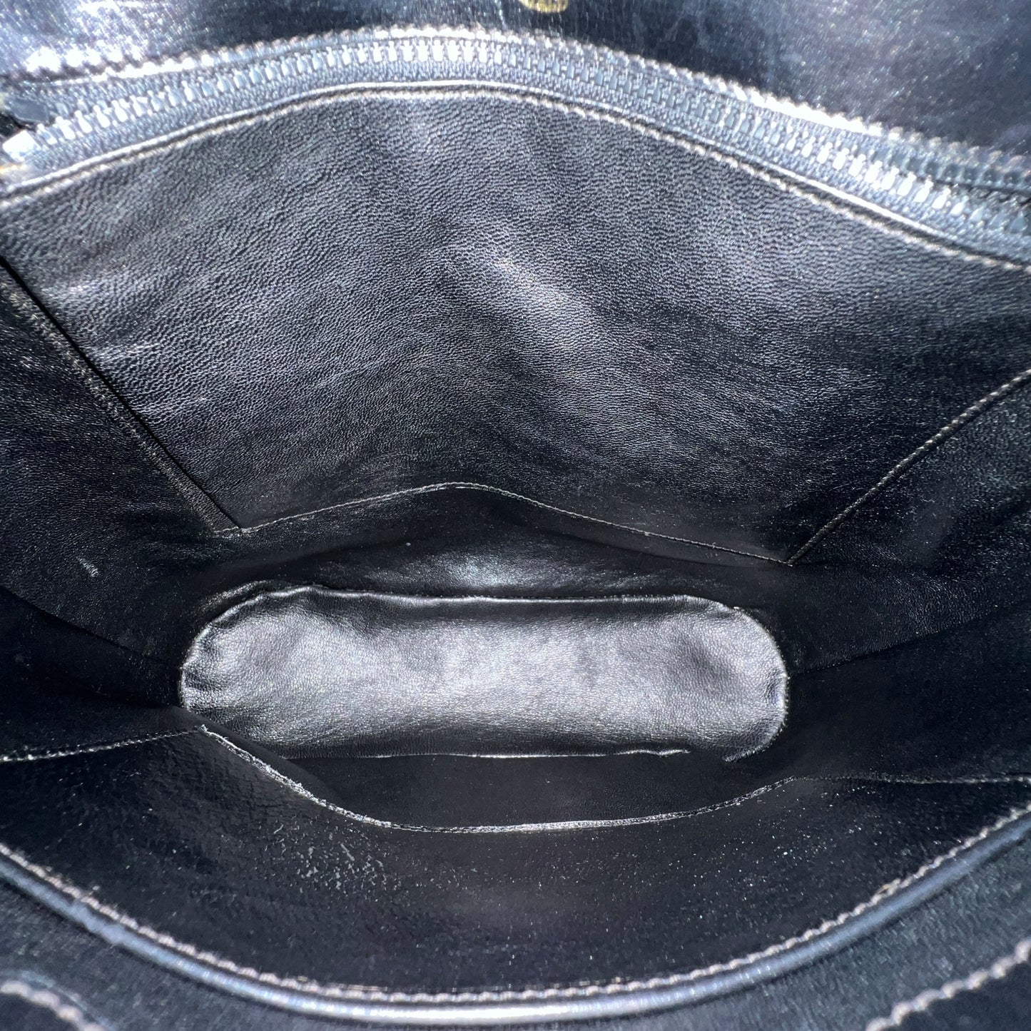 Gucci Vintage Leather Shoulder Bag