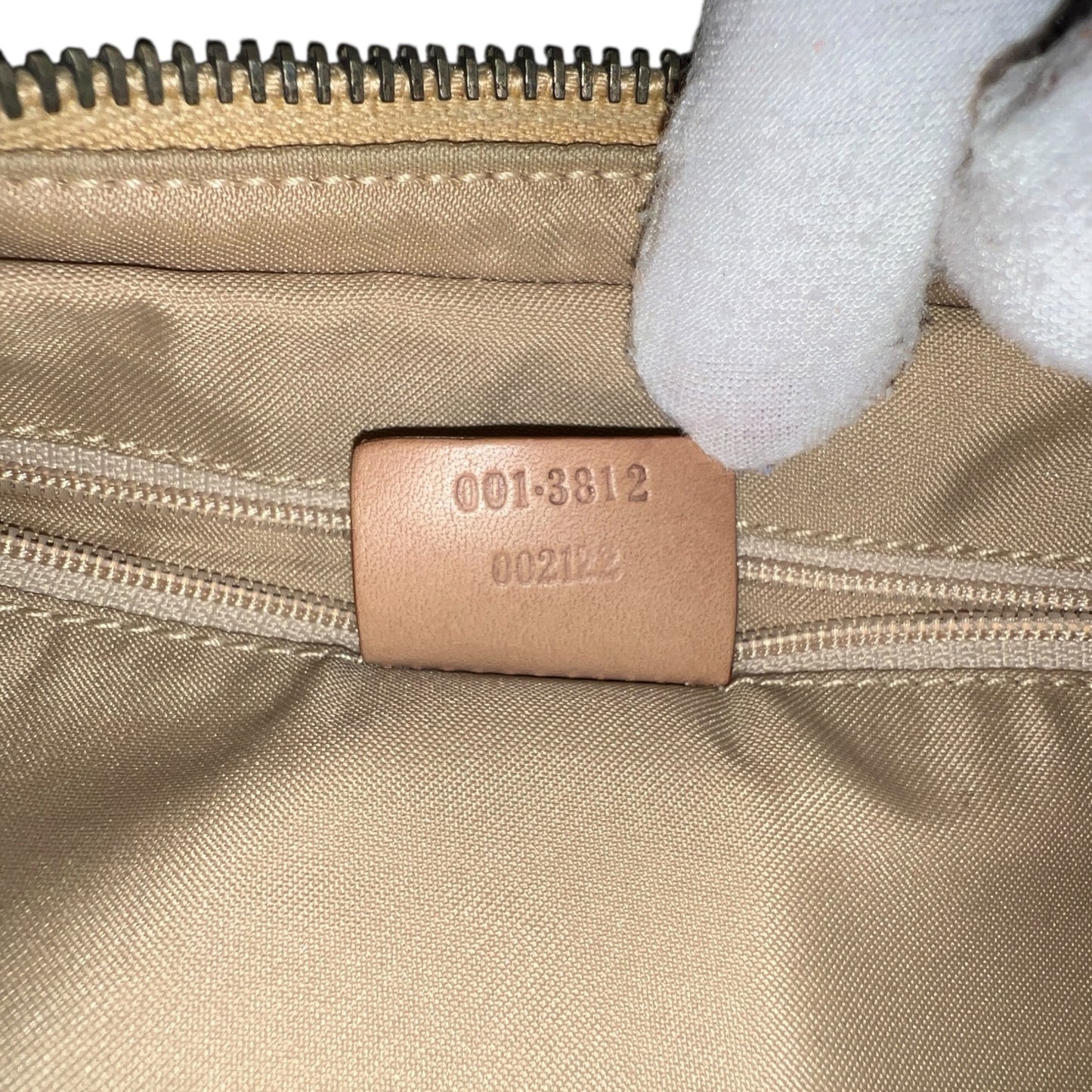 Gucci Jumbo GG Hobo Shoulder Bag