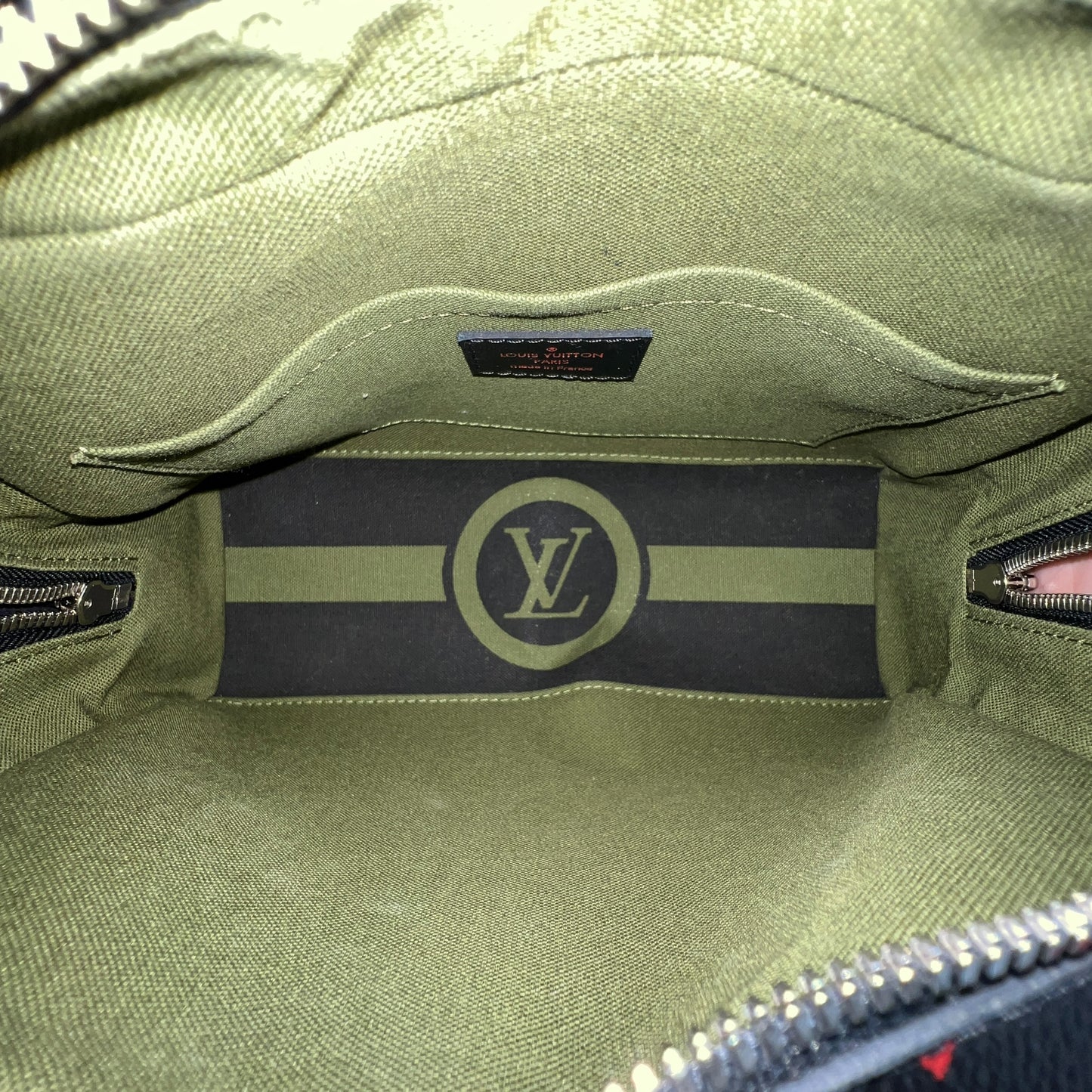 Louis Vuitton Monogram Infrarouge Dora Handbag