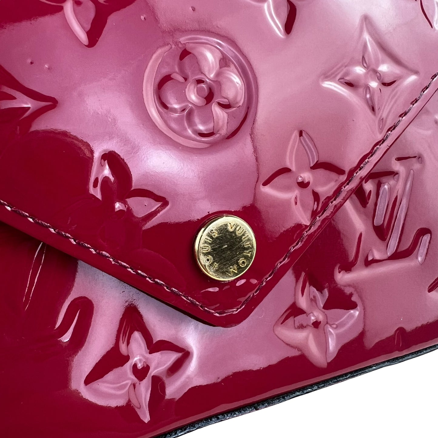 Louis Vuitton Monogram Sac Lucie Vernis Crossbody Bag