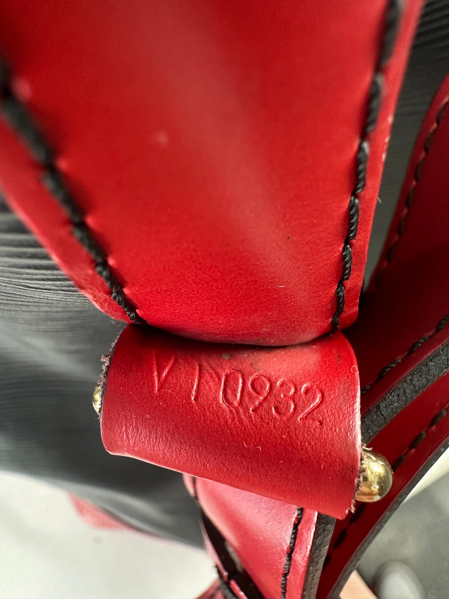 Louis Vuitton Epi Noe Bucket Bag