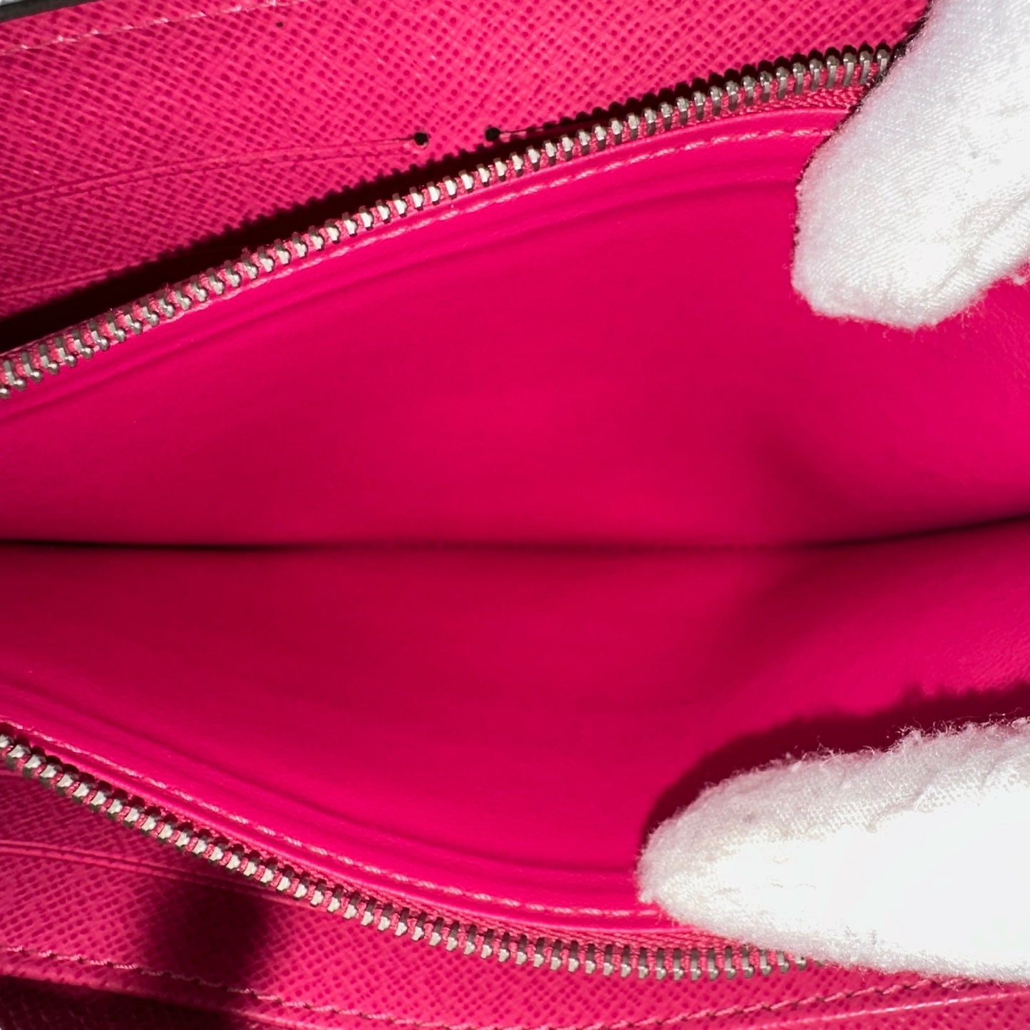 Louis Vuitton Limited Edition Pivoine Epi Leather Sarah Wallet