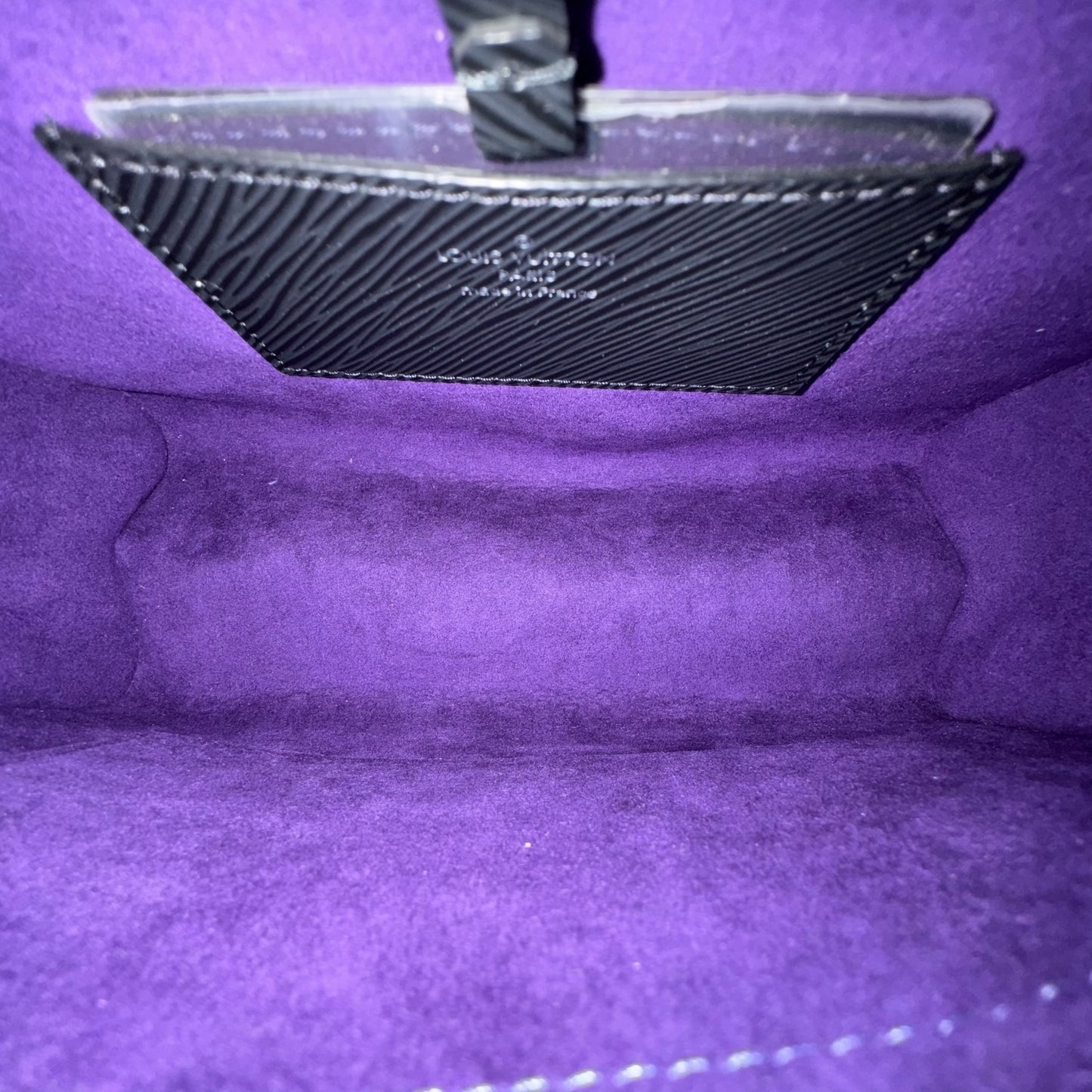 Louis Vuitton Limited Edition World Tour Epi Twist Shoulder Bag