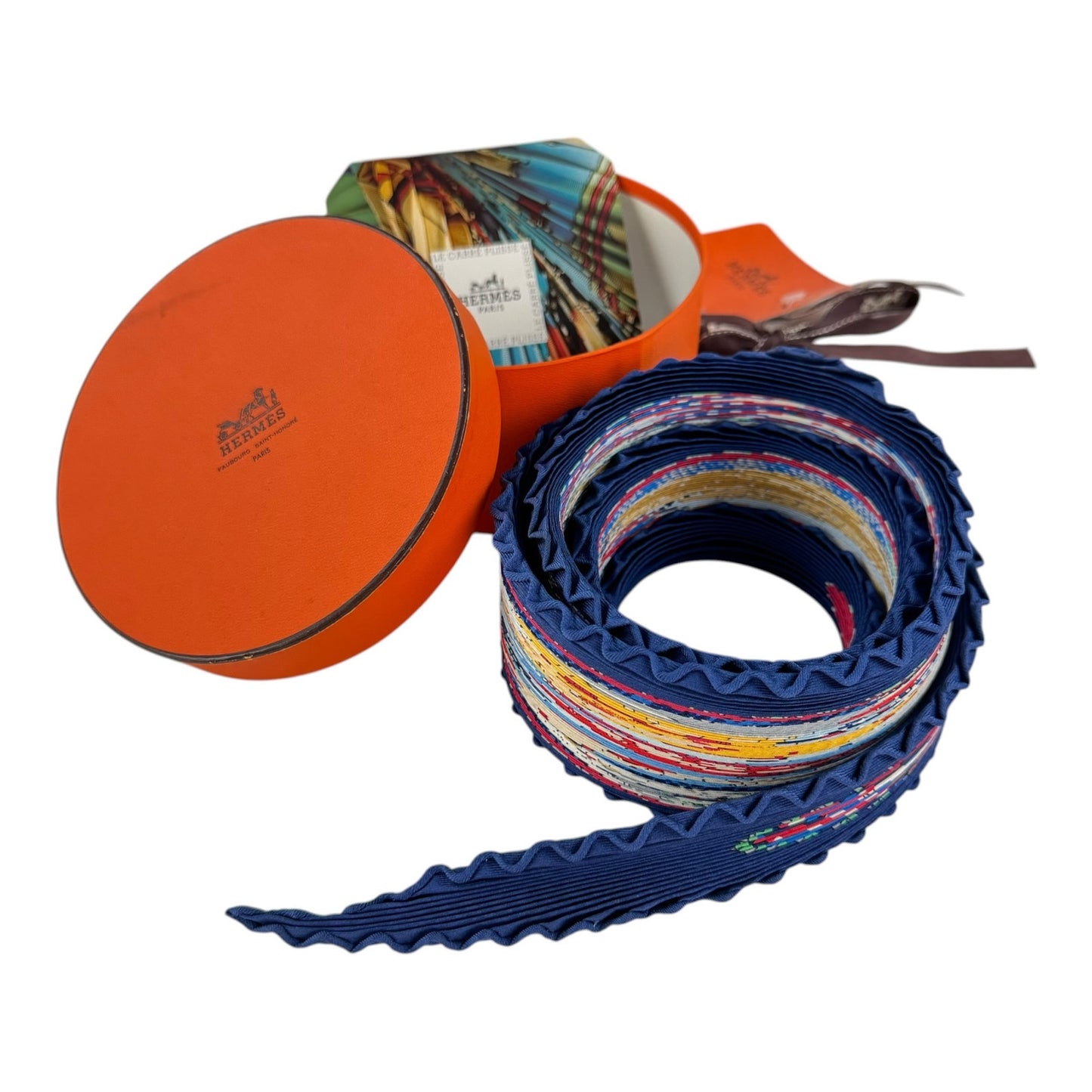 Hermès Vintage Le Carré Plissé Silk Scarf