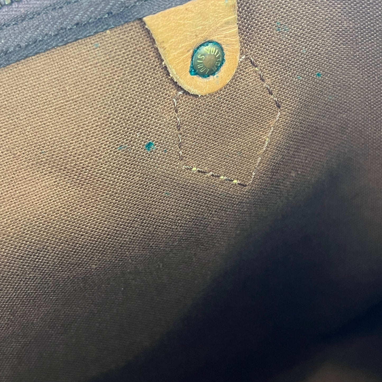 Louis Vuitton Vintage Monogram Speedy 40 Bag