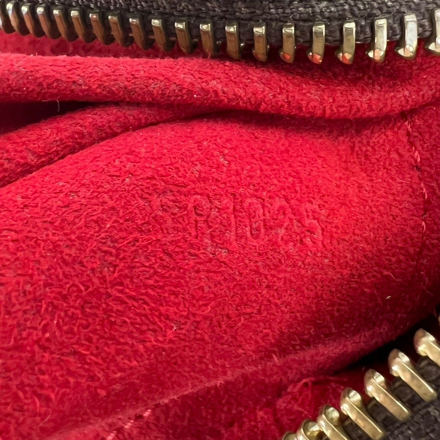 Louis Vuitton Damier Rift Crossbody Bag