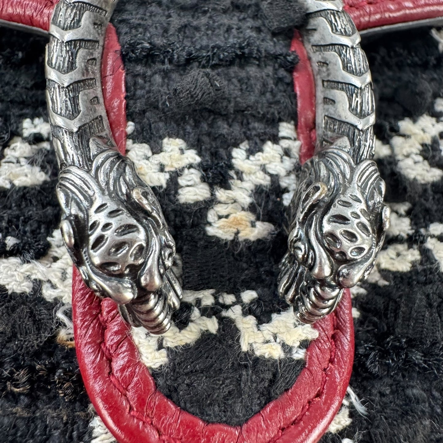 Gucci Dionysus Tweed Wallet-On-Chain Bag