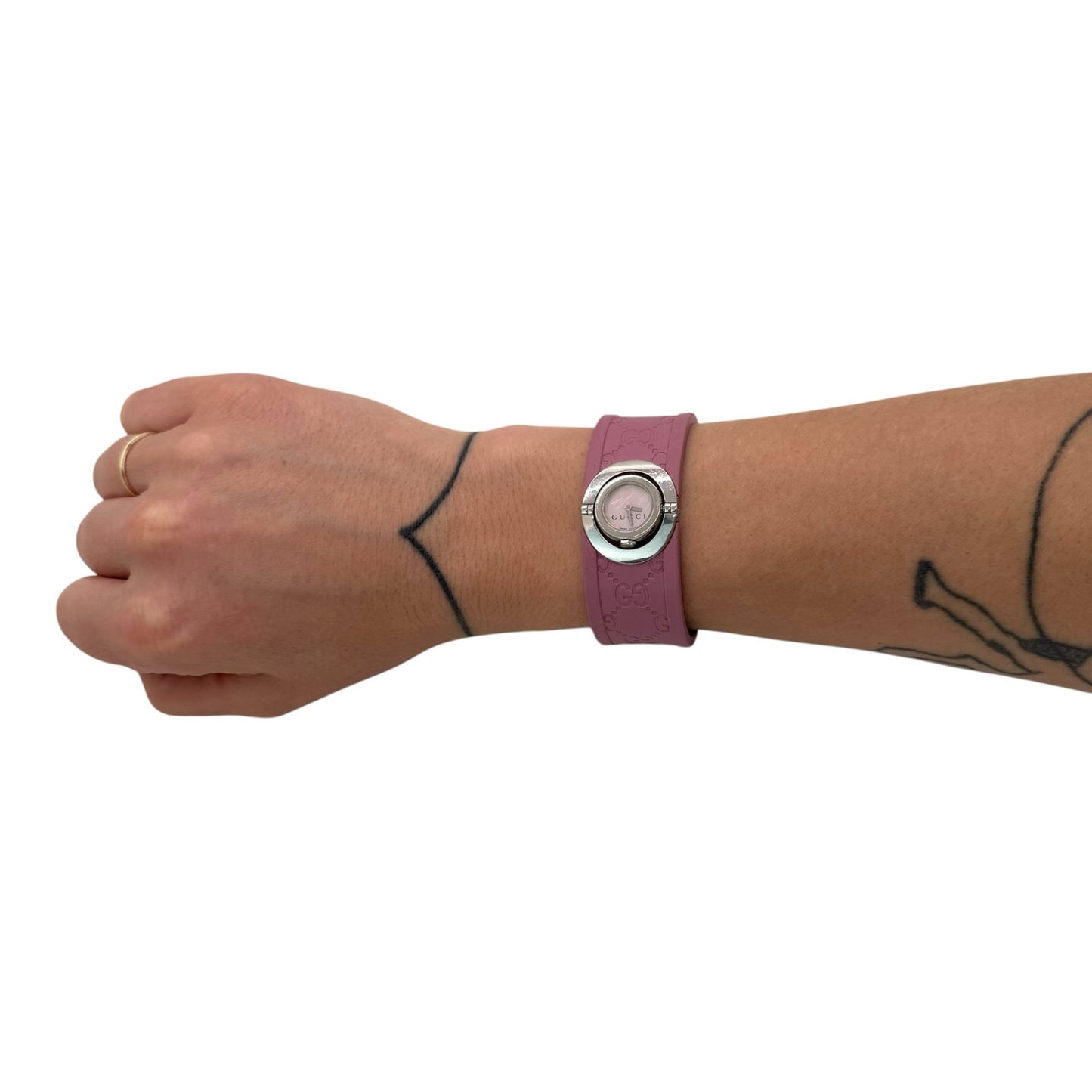 Gucci GG Twirl Pink Rubber Bangle Watch