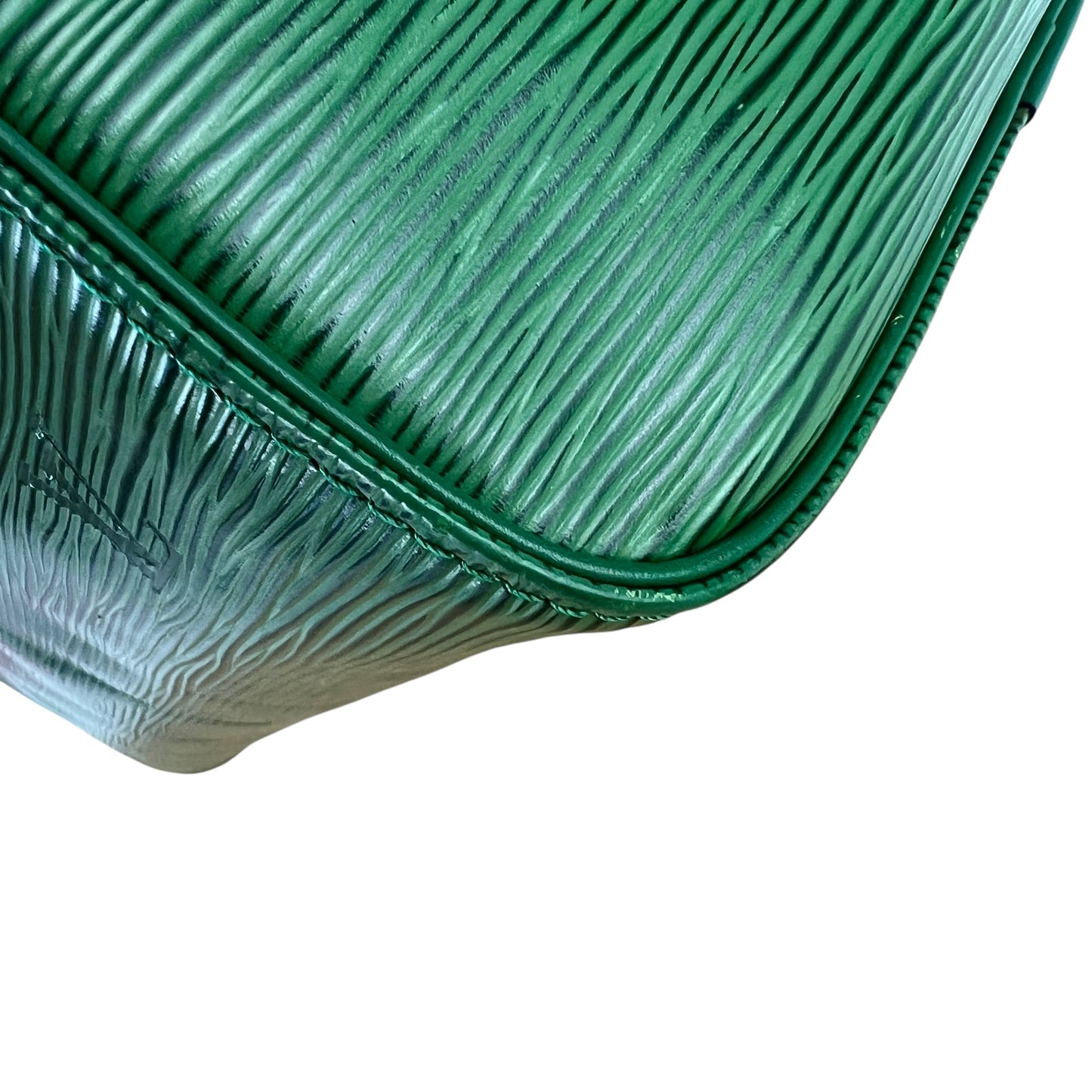 Louis Vuitton Vintage Epi Speedy 32 Handbag