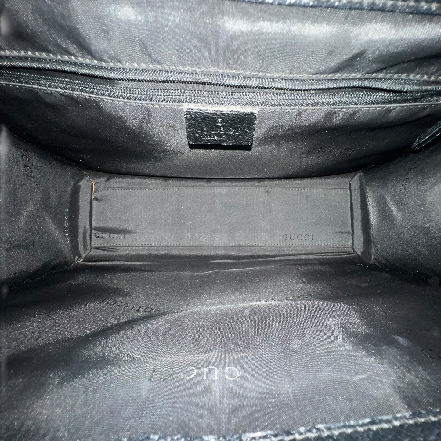 Gucci Vintage Leather Shoulder Bag