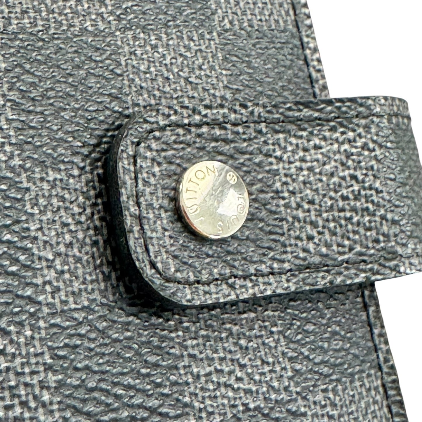 Louis Vuitton Damier Graphite MM Agenda Cover
