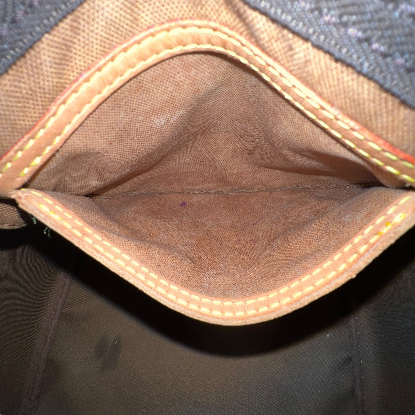 Louis Vuitton Monogram Speedy 30 Handbag