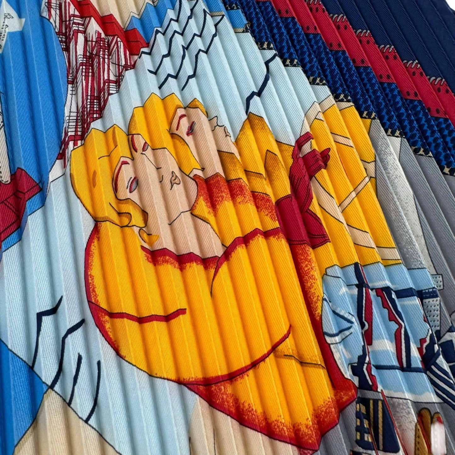 Hermès Vintage Le Carré Plissé Silk Scarf