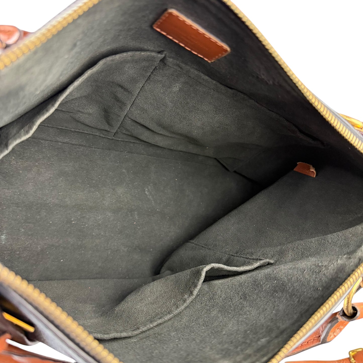 Louis Vuitton Monogram V Tote MM Shoulder Bag