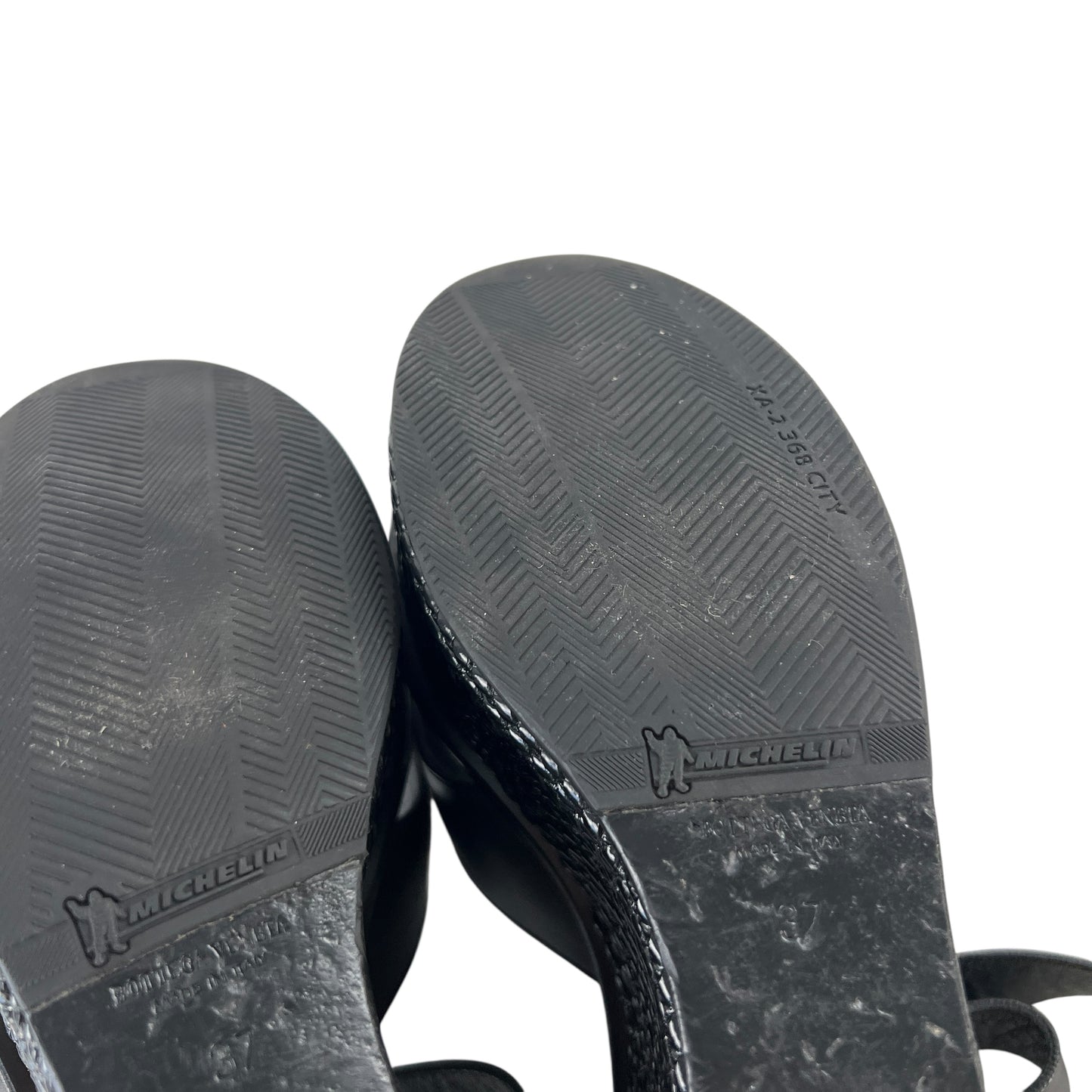 Bottega Veneta Leather Flatform Sandals