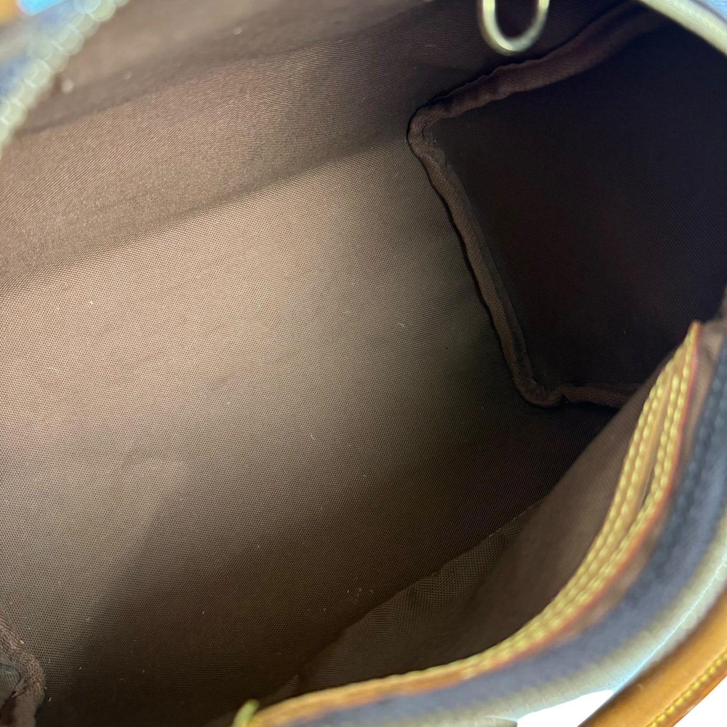 Louis Vuitton Monogram Speedy 25 Handbag