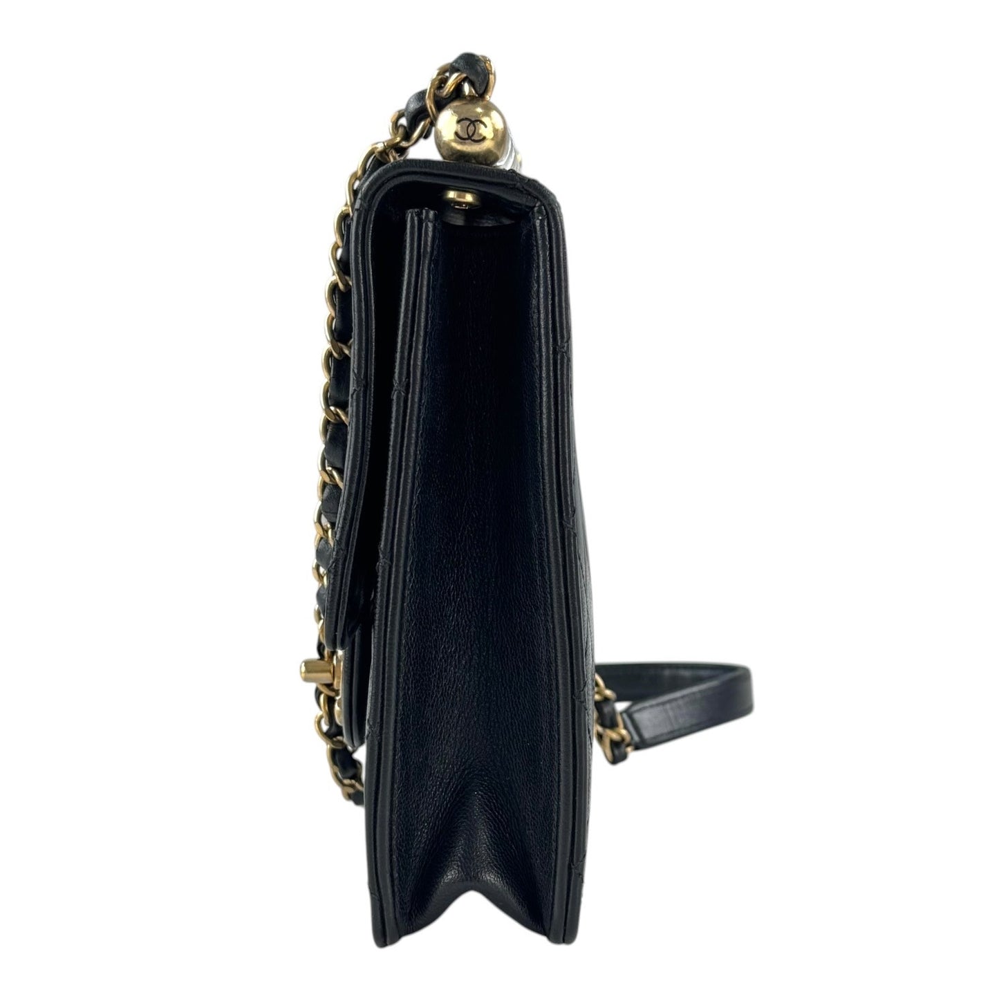 Chanel Chic Faux Pearl Mattelasse Flap Bag