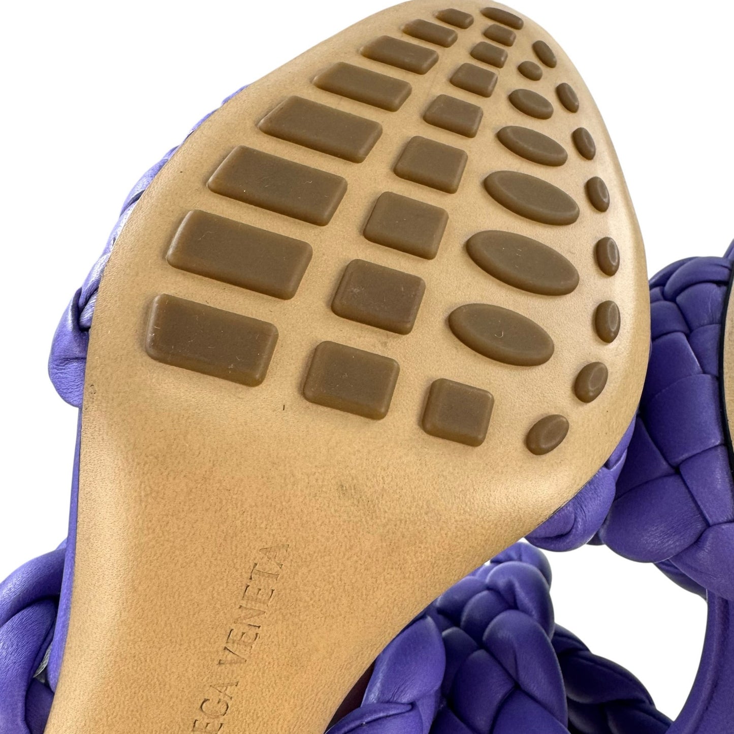 Bottega Veneta Padded Curve Leather Heels